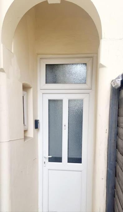 Stylish Apartment, Self Check-In, Ideal 4 Contractors, 25Mins To Gatwick Airport Thornton Heath Exteriör bild